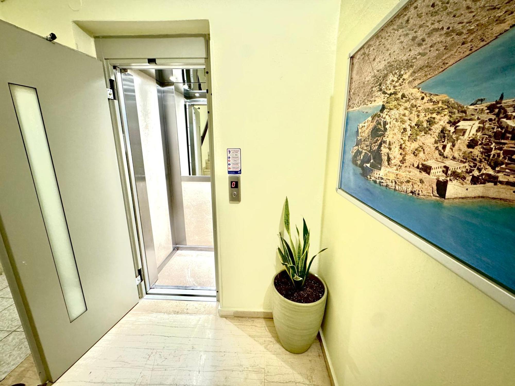 George Airport Apartamento Heraclión